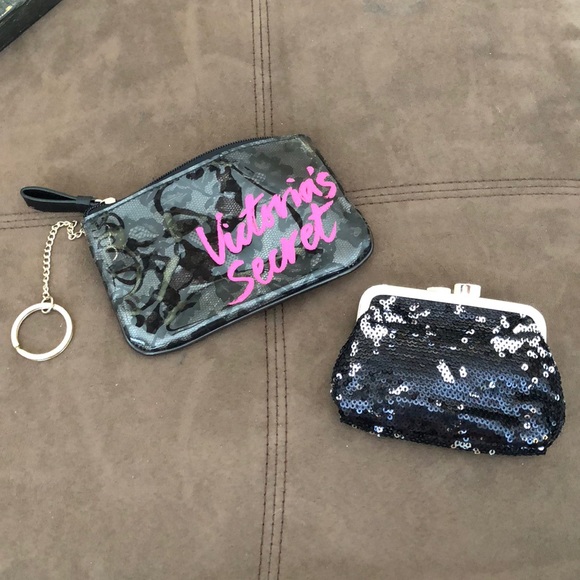 Victoria's Secret Accessories - 🖤NWOT🖤Victoria’s Secret zip pouch & change purse